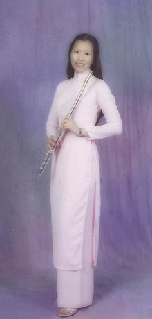 que with her flute